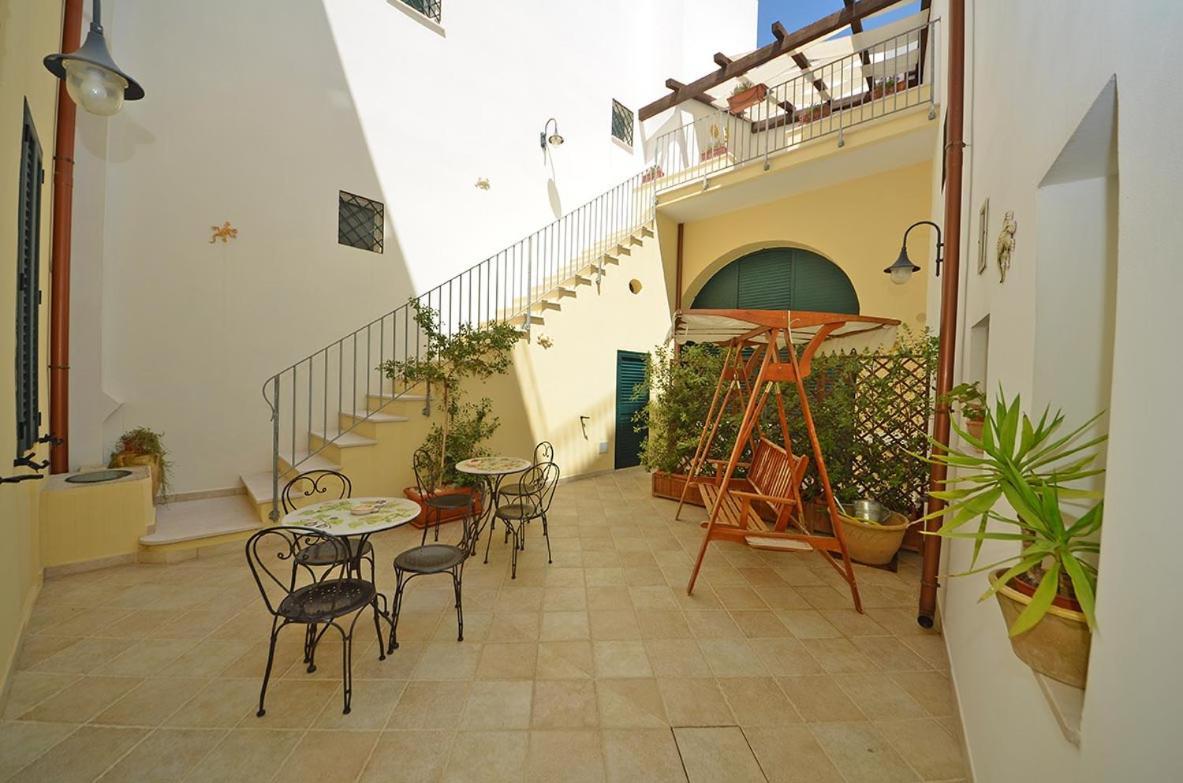 カストリニャーノ・デル・カーポ Casa Branca Bed & Breakfast エクステリア 写真